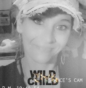 Meet your Posher, Constance